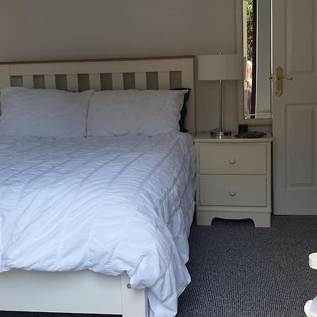 Seafront Apartment, Ground Floor, Free Parking Newcastle  Kültér fotó